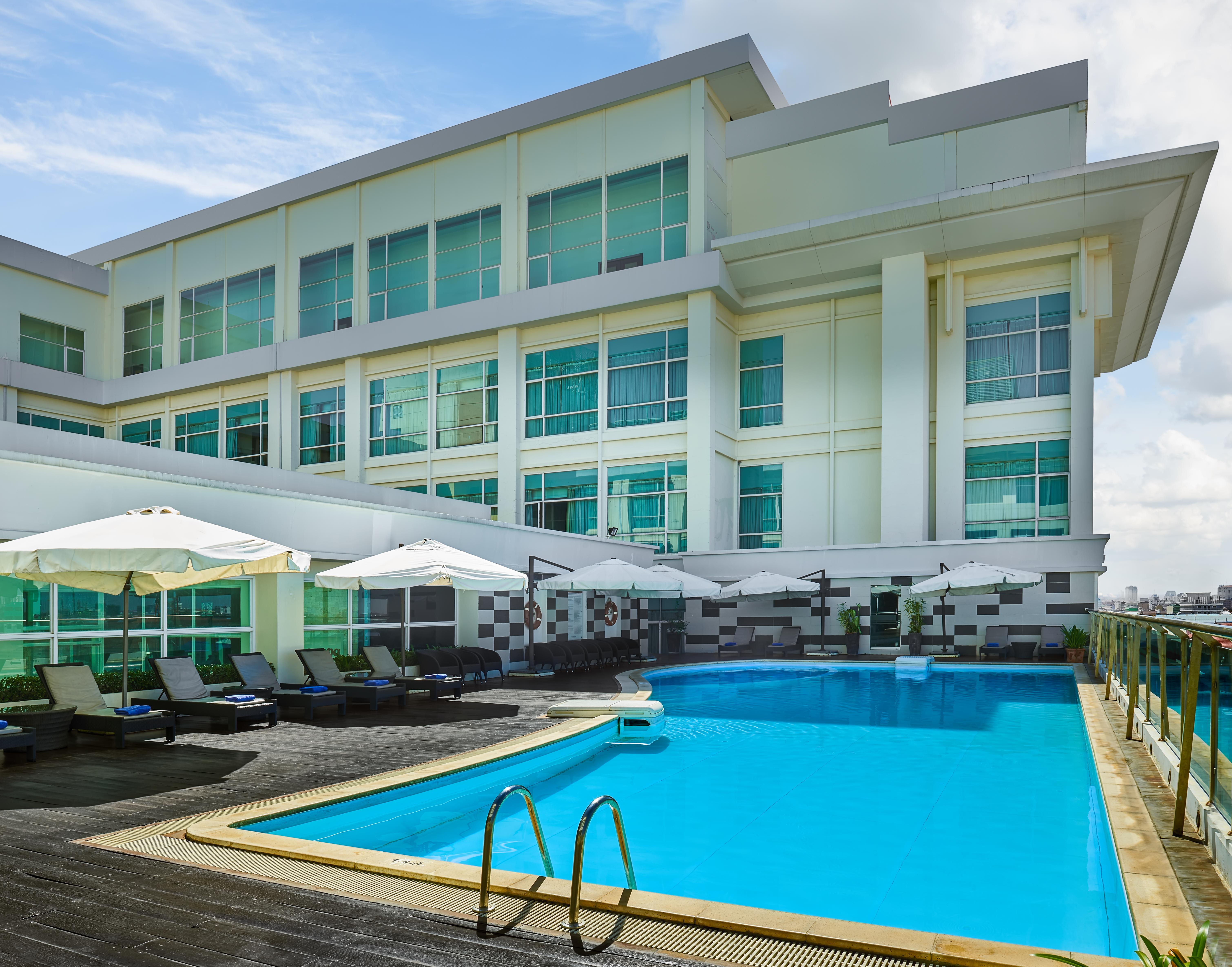 Dara Airport Hotel Phnom Penh Exterior photo